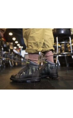 Wolverine Halo Spartan Boot -Outdoor Clothing Store W080128 Alt1 PDP