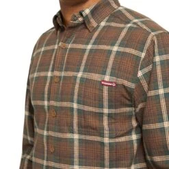 Wolverine Men's Rivet Flannel Shirt -Outdoor Clothing Store WBSAM W1209390 231 DET