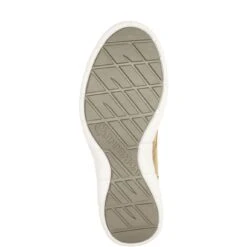 Wolverine Men's Karlin Moc-Toe Mid Boot -Outdoor Clothing Store WBSM W220025 110221 F22 OUT